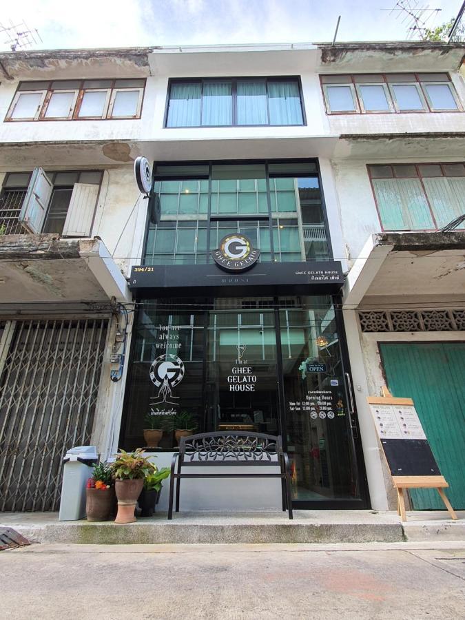 Ghee Gelato House Bed & Breakfast Bangkok Exterior photo